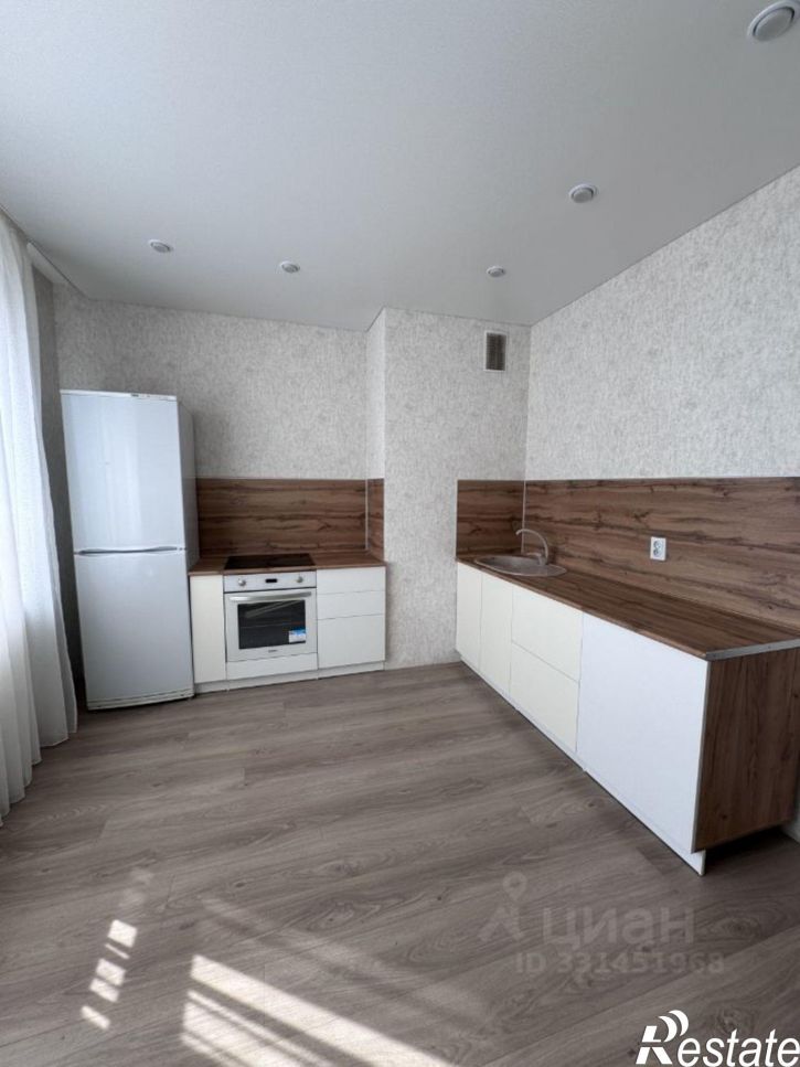 2-комн квартира улица Рихарда Зорге, 17/2,  д. 17/2