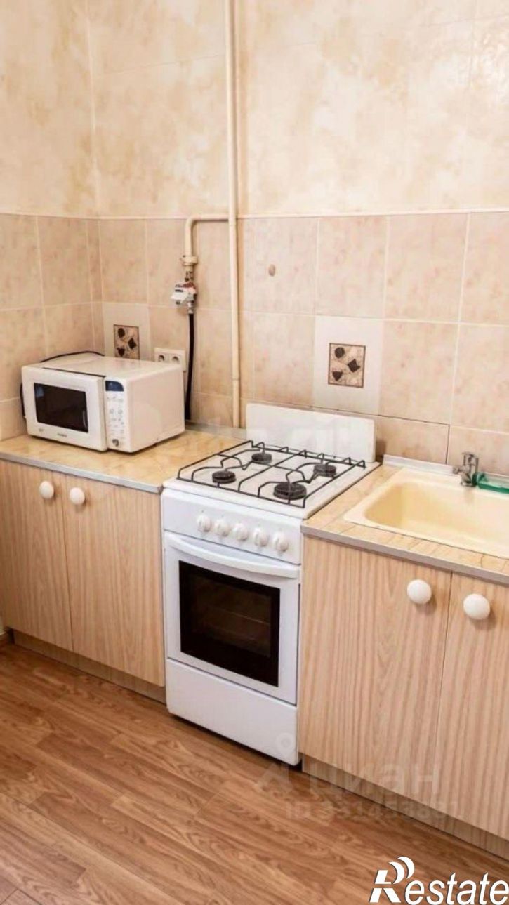 1-комн квартира улица 8 Марта, 17,  д. 17