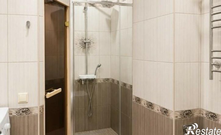 4-комн квартира пр-кт Октября, 107б,  д. 107б