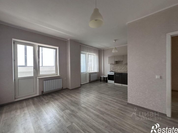 1-комн квартира улица Комарова, 8,  д. 8