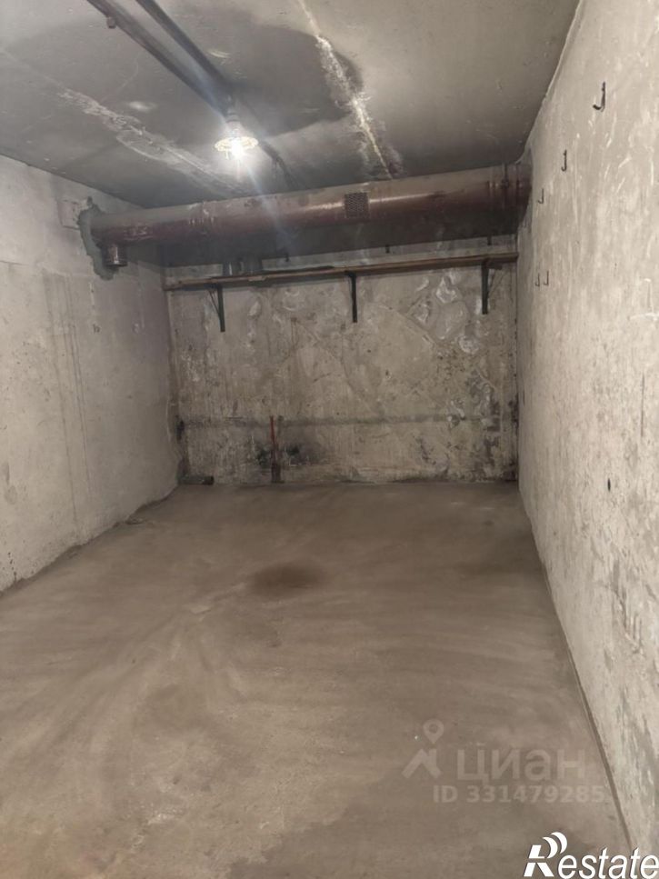 Гараж/парковка Новогорная улица, 8А,  д. 8А