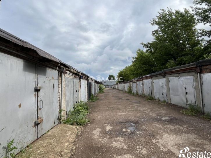 Гараж/парковка улица Новожёнова, 3 к1,  д. 3 к1