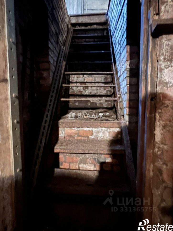 Гараж/парковка улица Новожёнова, 3 к1,  д. 3 к1