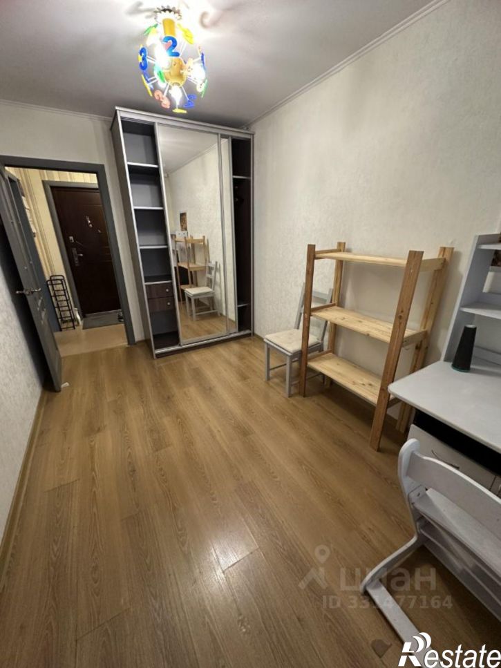3-комн квартира ул Николая Дмитриева, 13,  д. 13
