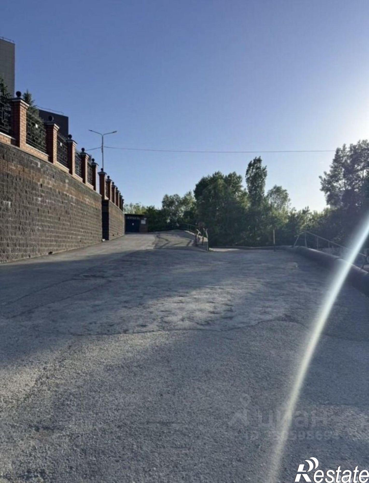 Купить гараж, место в паркинге за 1 200 000 рублей на улица Гали Ибрагимова