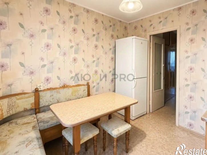 2-комн квартира улица Юрия Гагарина, 13,  д. 13