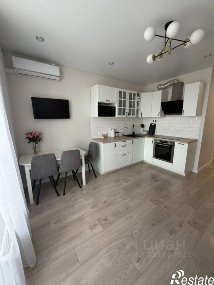 3-комн квартира улица Пархоменко, 156В,  д. 156В