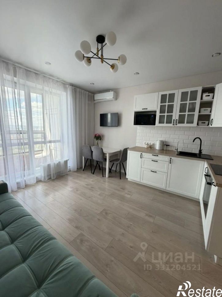 3-комн квартира улица Пархоменко, 156В,  д. 156В