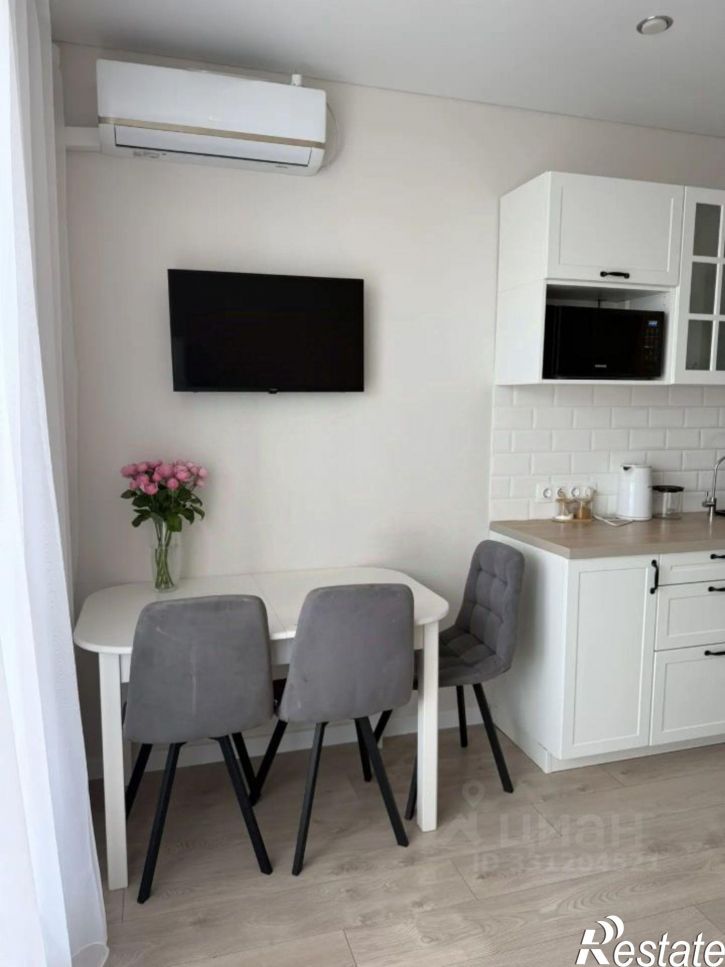 3-комн квартира улица Пархоменко, 156В,  д. 156В