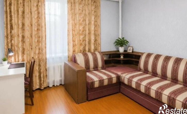 3-комн квартира улица Рыбакова, 22,  д. 22