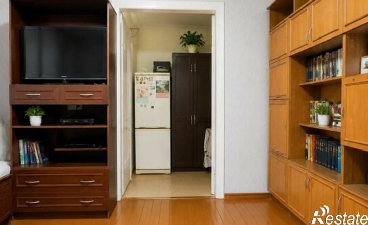 3-комн квартира улица Рыбакова, 22,  д. 22