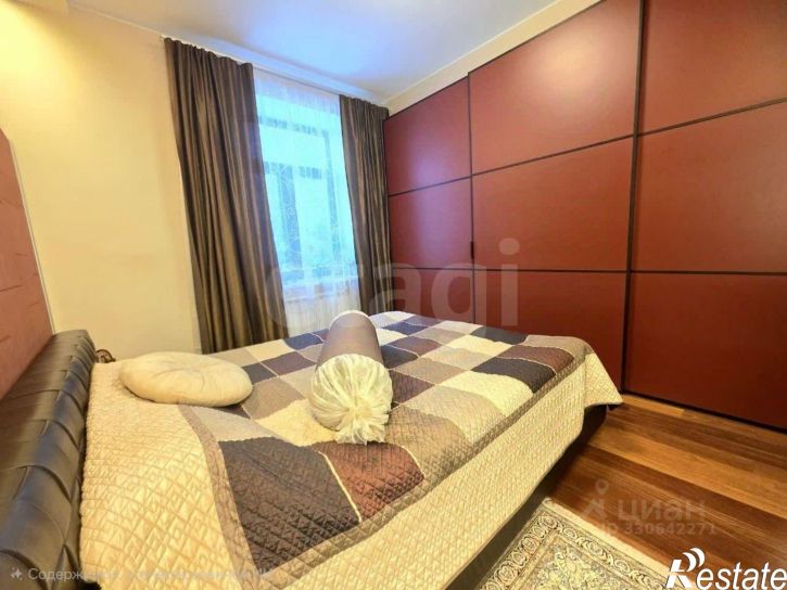 4-комн квартира улица Ульяновых, 31,  д. 31