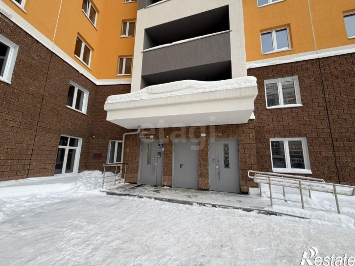 2-комн квартира улица Лётчиков, 1/8,  д. 1/8