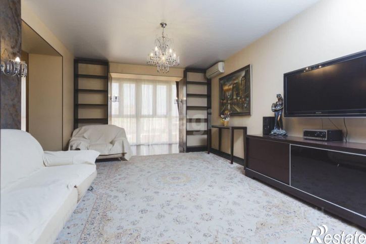 4-комн квартира улица Цюрупы, 130,  д. 130