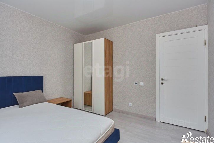 2-комн квартира улица Генерала Ишбулатова, 8,  д. 8