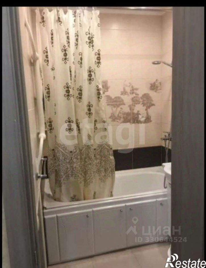 2-комн квартира пр-кт Октября, 87,  д. 87