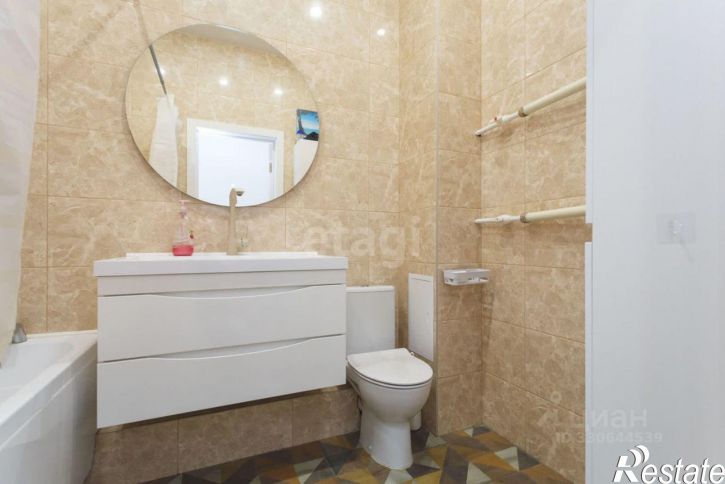2-комн квартира Революционная улица, 39/3,  д. 39/3