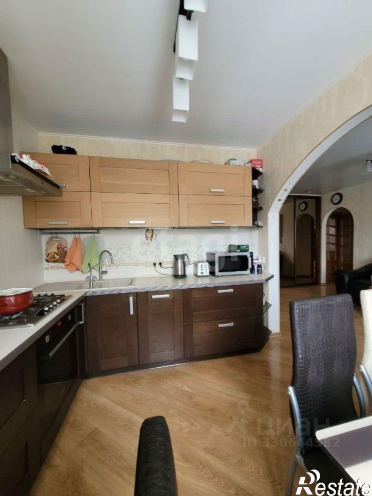 3-комн квартира ул Баязита Бикбая, 23 1,  д. 23 1,  к. 1