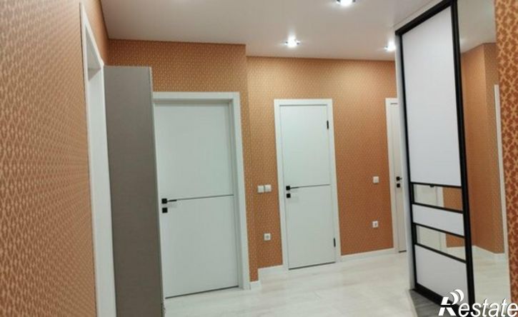3-комн квартира пр-кт Дружбы народов, 53,  д. 53