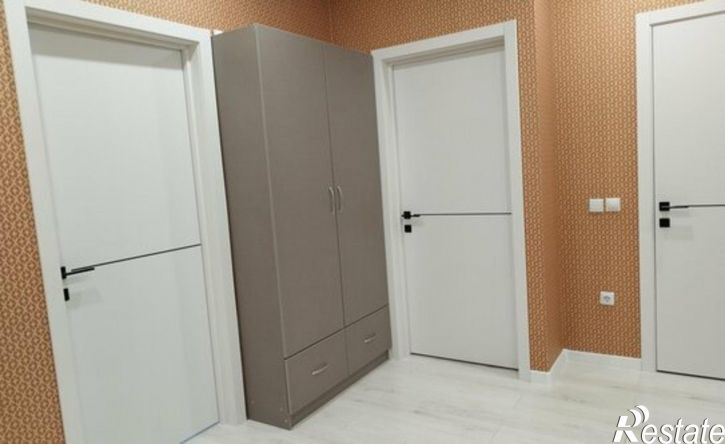 3-комн квартира пр-кт Дружбы народов, 53,  д. 53