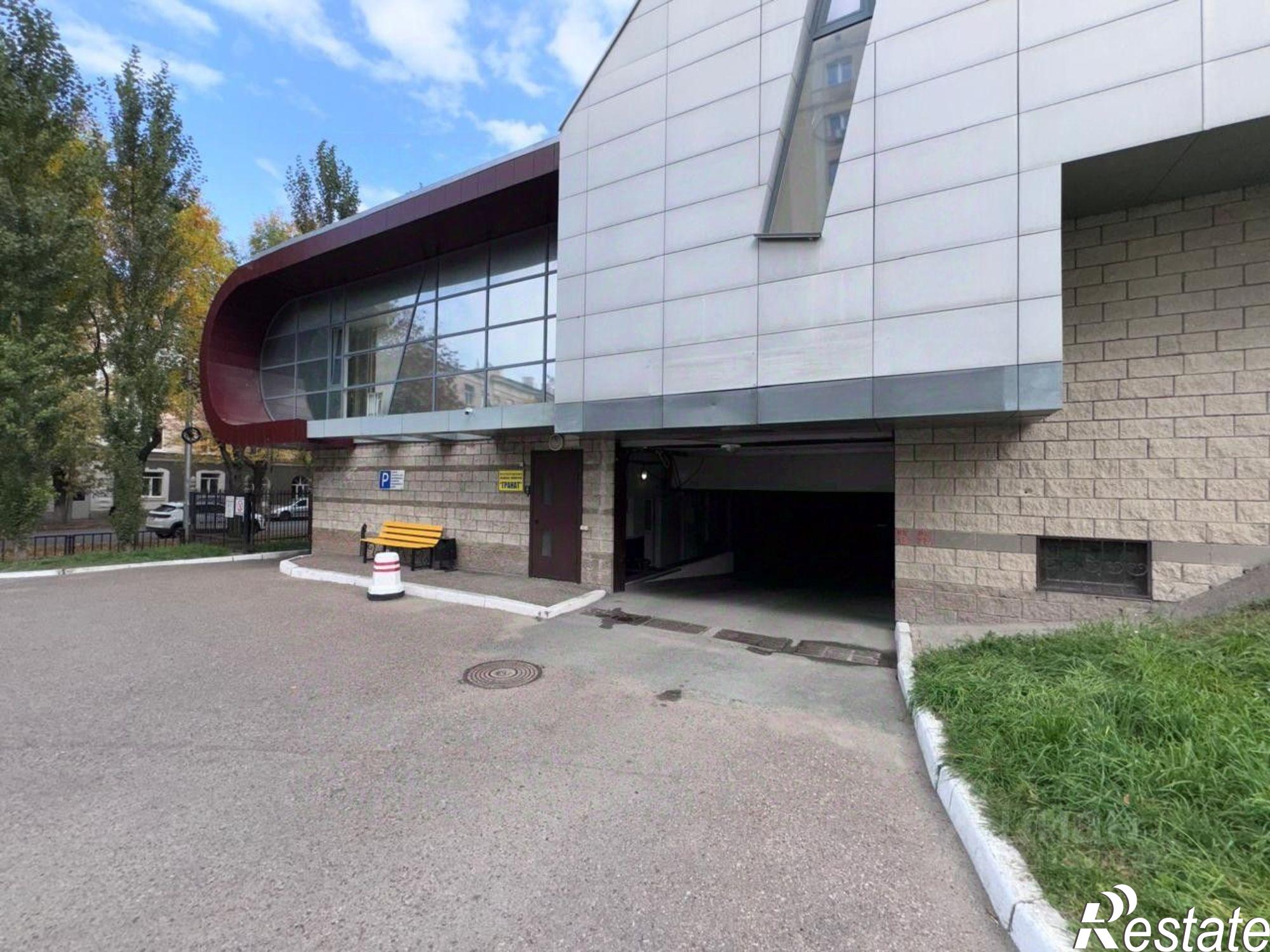 Купить гараж, место в паркинге за 1 652 780 рублей на ул Карла Маркса, 48/2