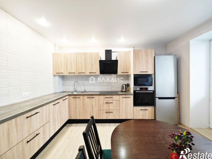 3-комн квартира Магистральная улица, 14,  д. 14