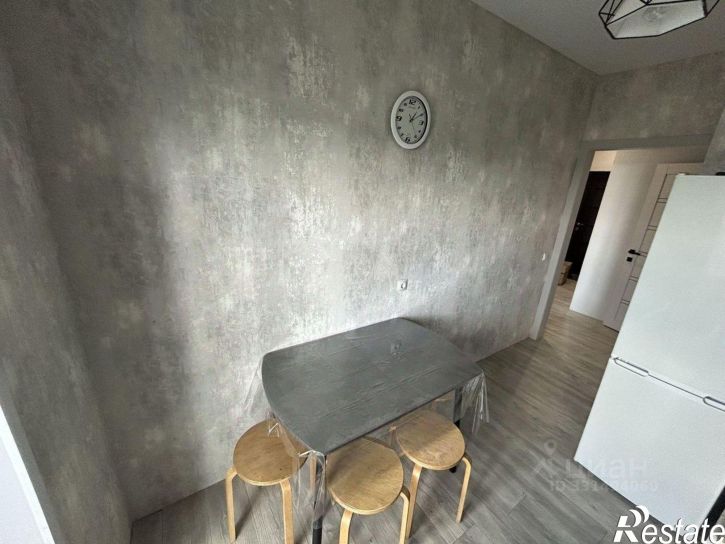 1-комн квартира ул Майора Доставалова, 11,  д. 11