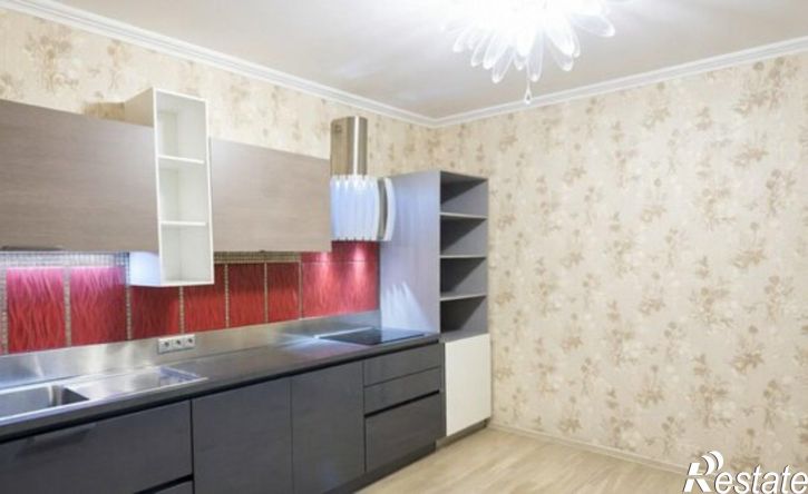 3-комн квартира ул Братьев Кадомцевых, 12/2,  д. 12/2