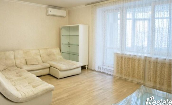 3-комн квартира ул Братьев Кадомцевых, 12/2,  д. 12/2