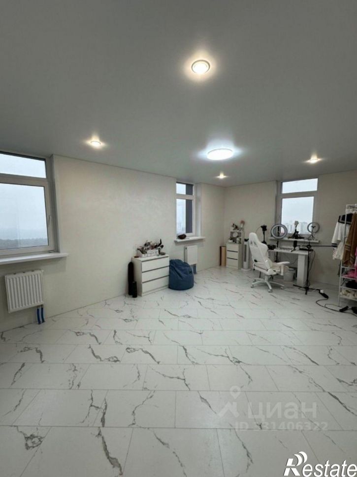 3-комн квартира ул Рихарда Зорге, 71а,  д. 71а