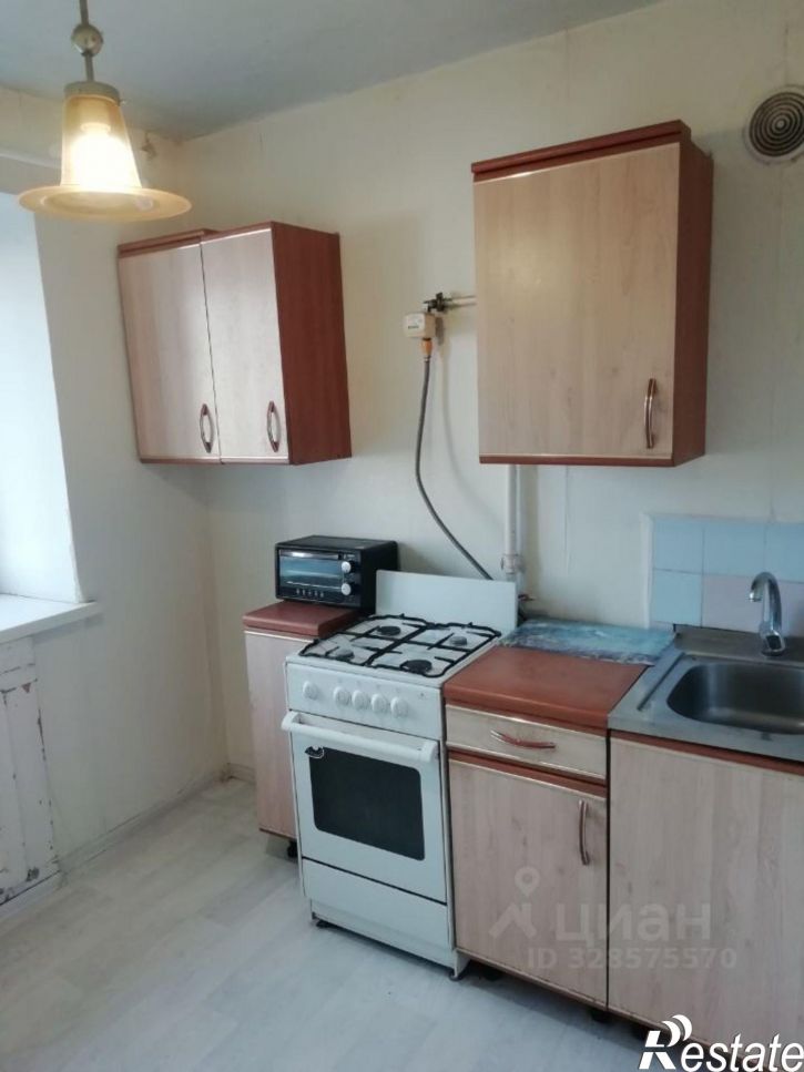 1-комн квартира улица Комарова, 38А,  д. 38А