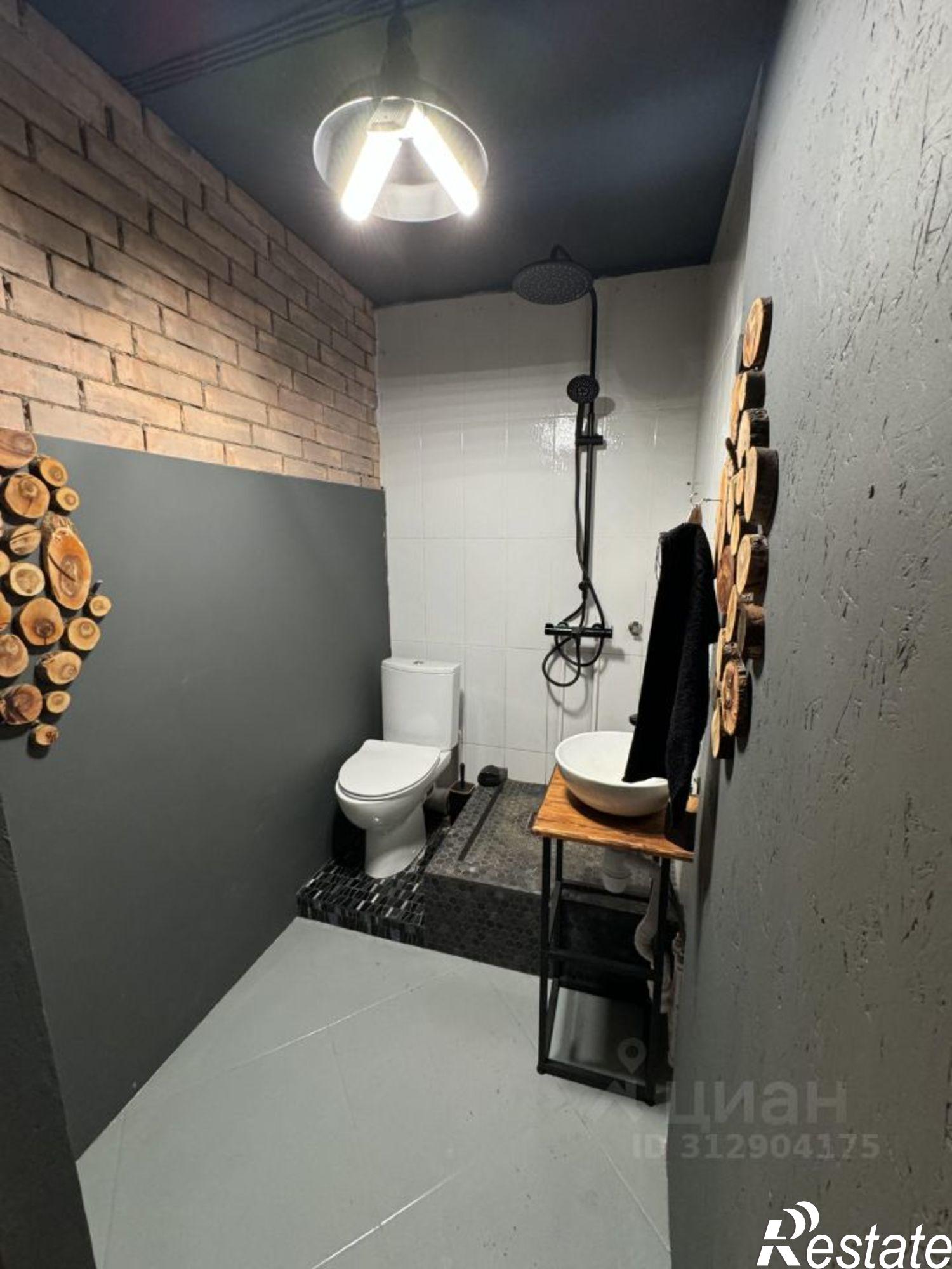Купить офис, помещение под офис за 9 386 260 рублей на Новомостовая улица, 8