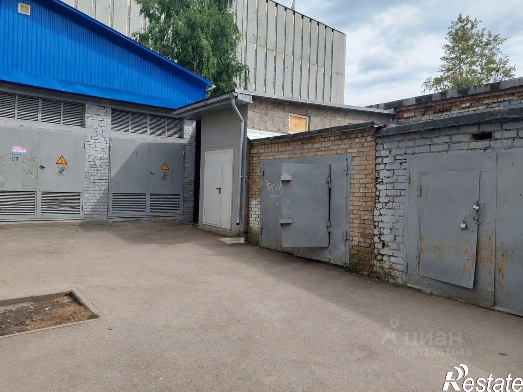 Купить гараж, место в паркинге за 1 279 800 рублей на улица Аксакова, 72