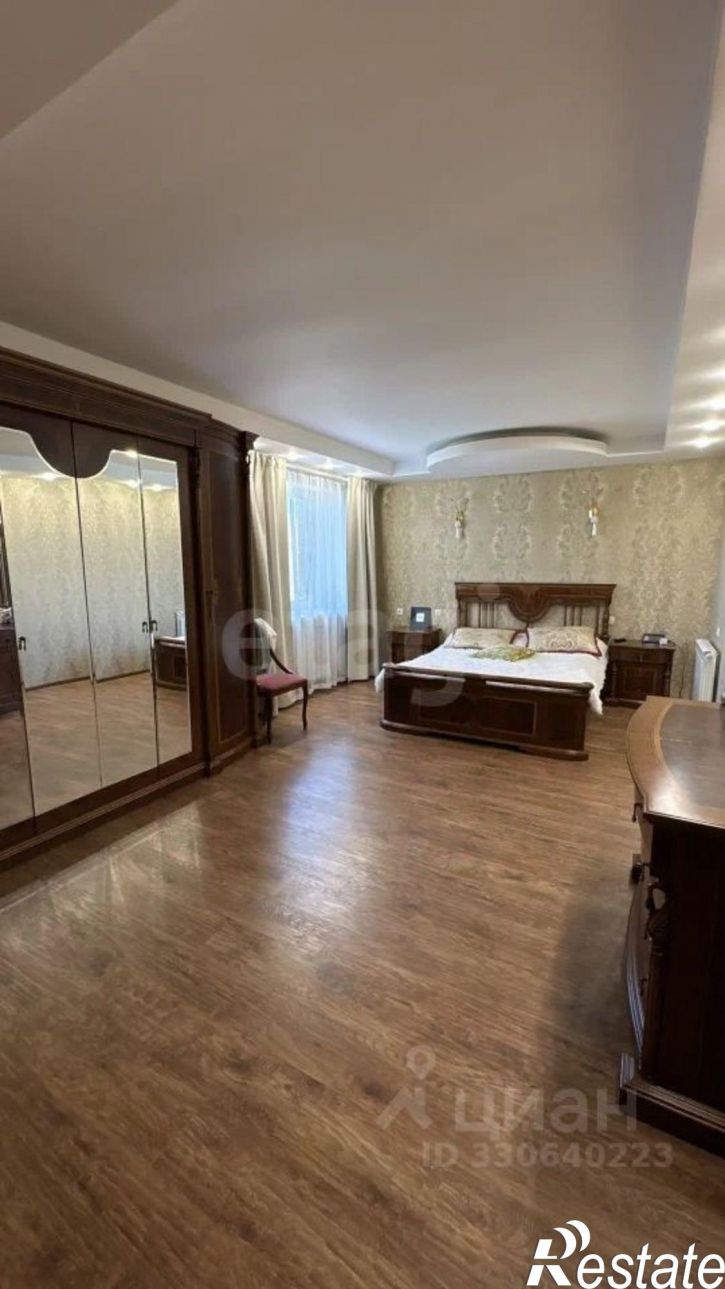 4-комн квартира ул Батырская, 14,  д. 14
