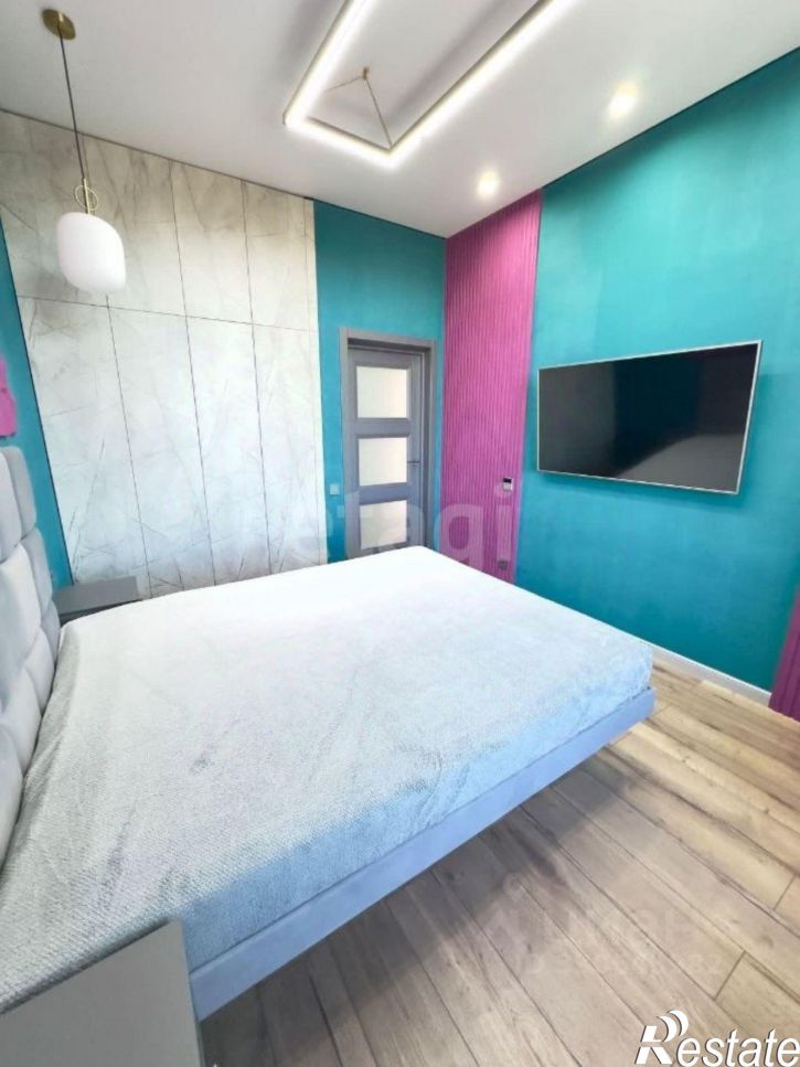 2-комн квартира ул Академика Сулейманова, 10,  д. 10