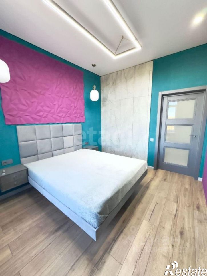 2-комн квартира ул Академика Сулейманова, 10,  д. 10
