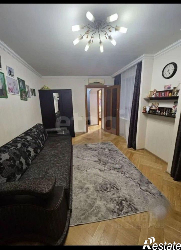 3-комн квартира ул Машиностроителей, 4,  д. 4