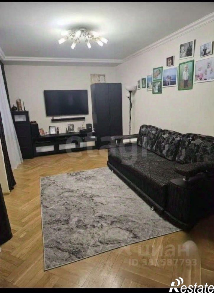 3-комн квартира ул Машиностроителей, 4,  д. 4