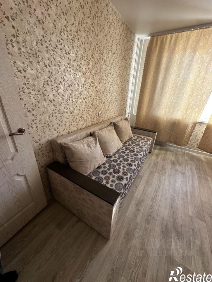 2-комн квартира улица Ахметова, 304/2,  д. 304/2