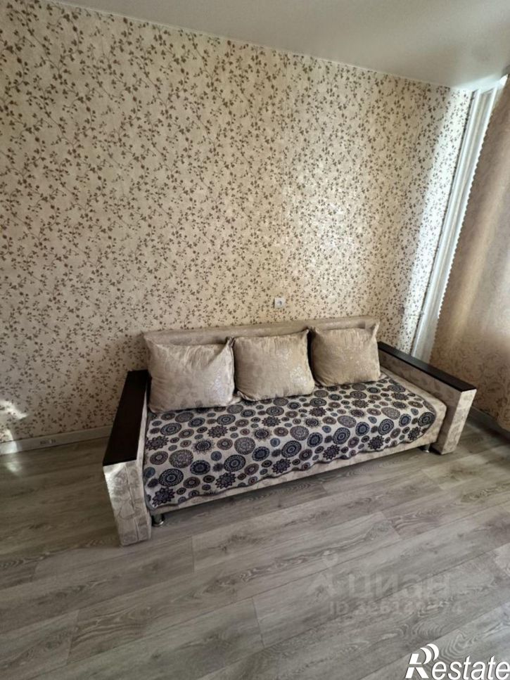 2-комн квартира улица Ахметова, 304/2,  д. 304/2