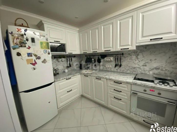 3-комн квартира улица Гафури, 17,  д. 17
