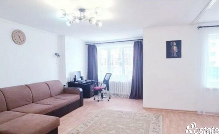 1-комн квартира Революционная улица, 70,  д. 70
