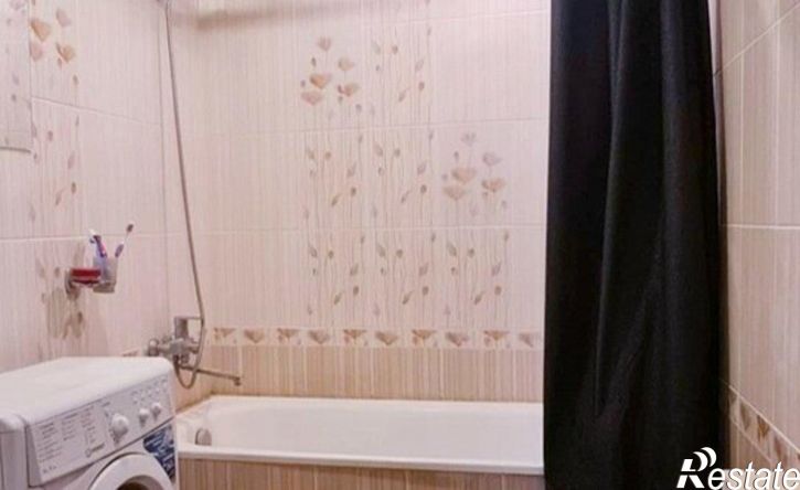 1-комн квартира Революционная улица, 70,  д. 70