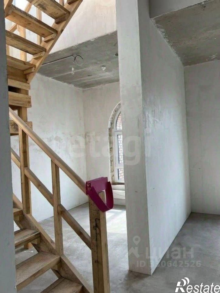 4-комн квартира улица Рихарда Зорге, 73/1,  д. 73/1