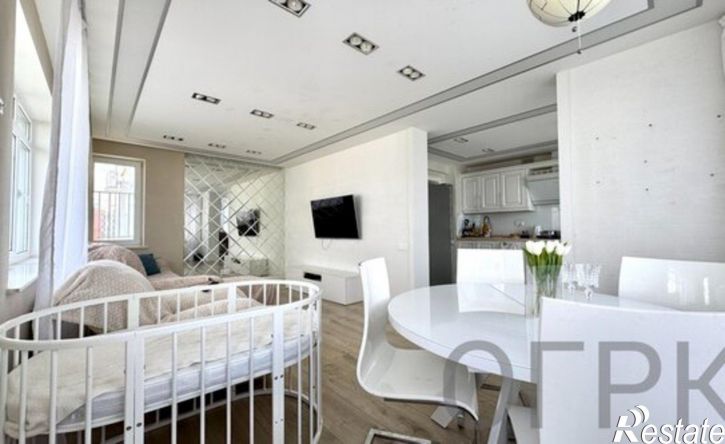 5-комн квартира ул Архитектора Рехмукова, 7,  д. 7