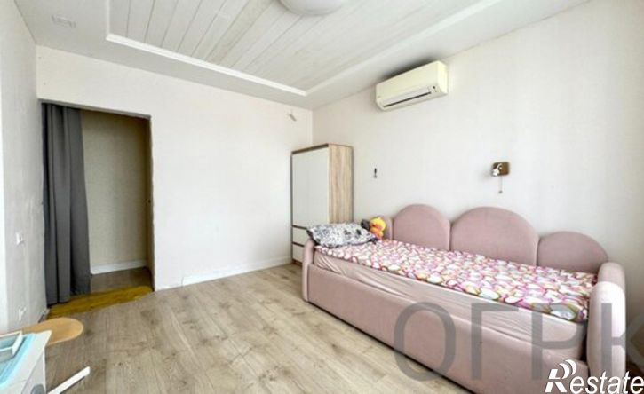 5-комн квартира ул Архитектора Рехмукова, 7,  д. 7