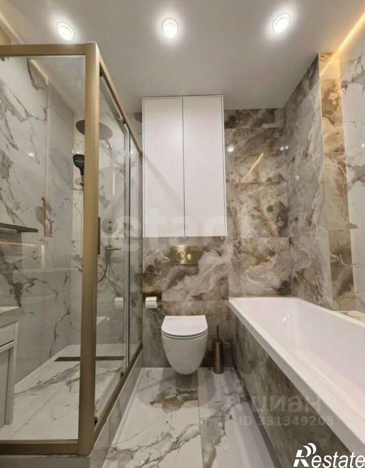 3-комн квартира ул Пархоменко, 156г,  д. 156г