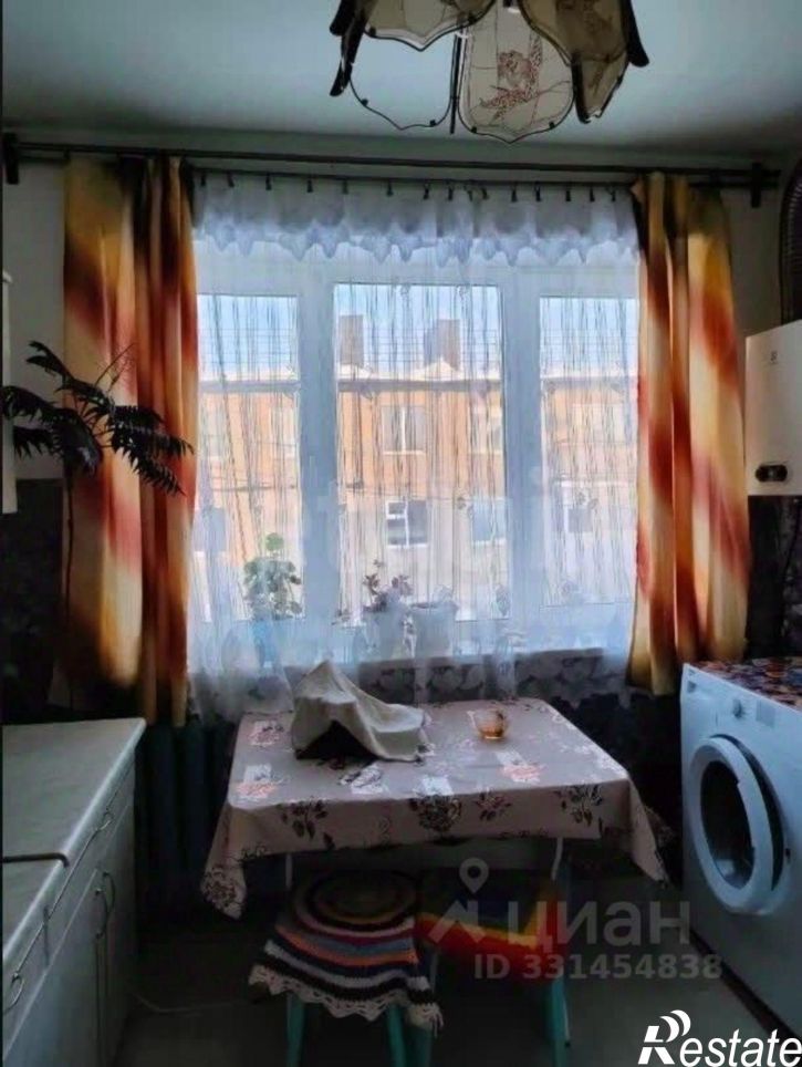 3-комн квартира ул Нефтяников, 20,  д. 20