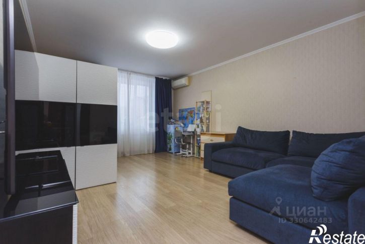 3-комн квартира ул Зайнаб Биишевой, 5,  д. 5