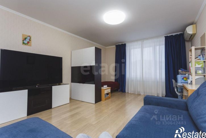 3-комн квартира ул Зайнаб Биишевой, 5,  д. 5